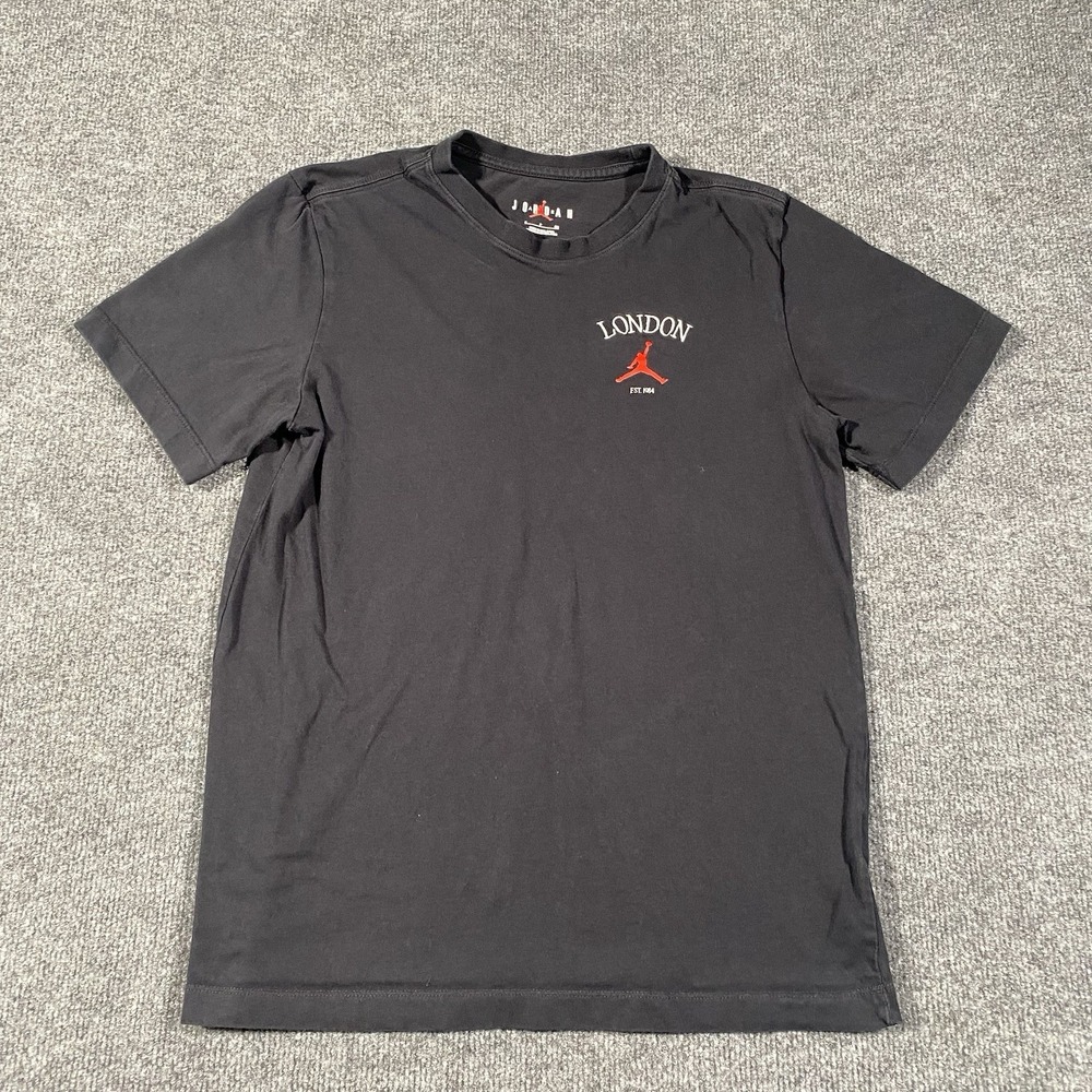 Nike Air Jordan LONDON Embroidered Short Sleeve Shirt Mens Small *BLEMISH* - Picture 2 of 9